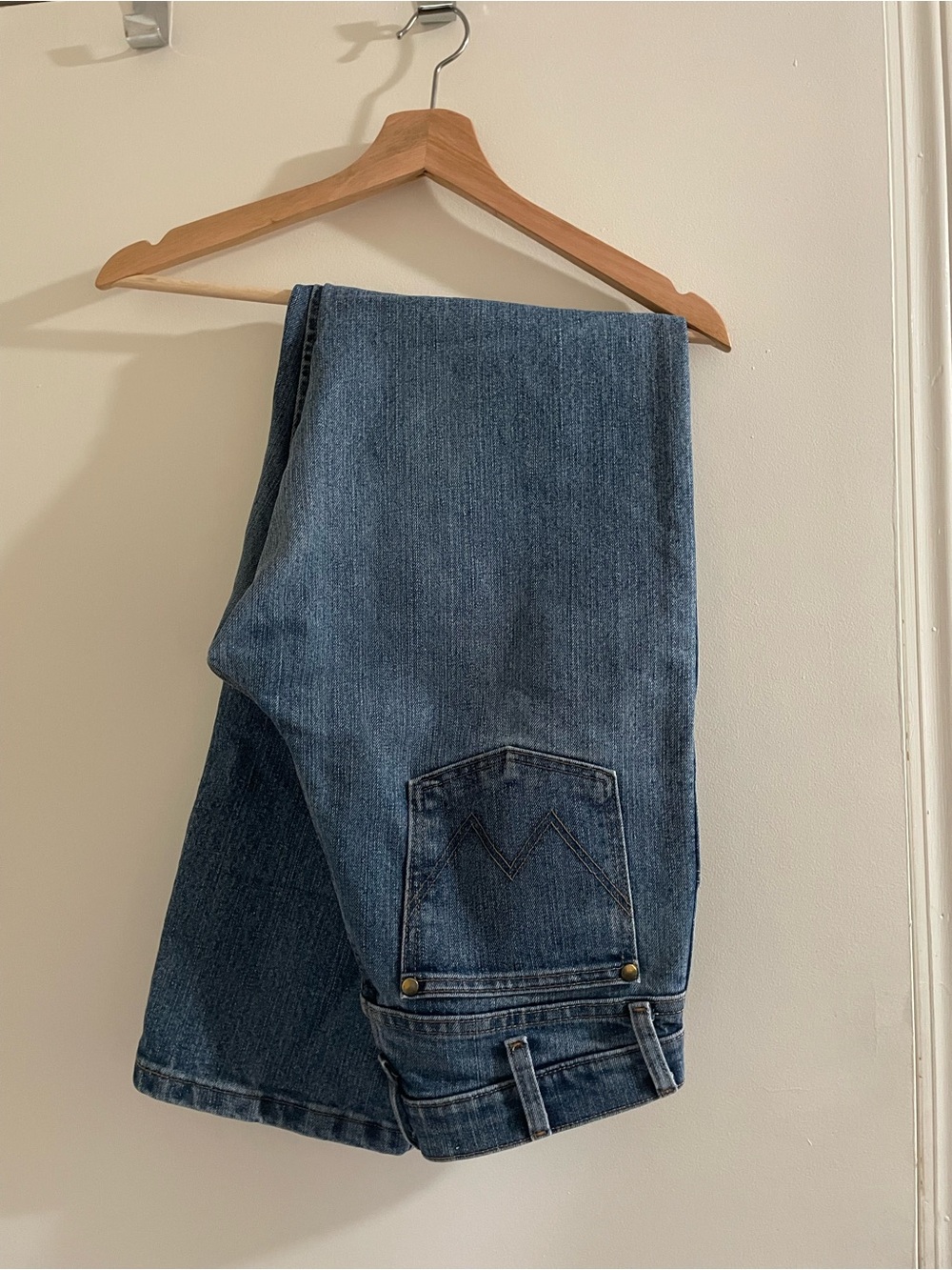 Wrangler Men’s waist 31, length 34